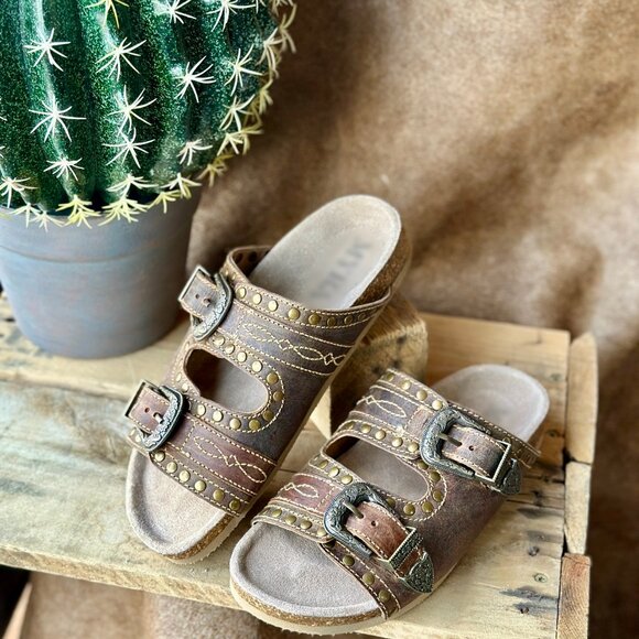 NWT Bandera Buckled Leather Slide Sandals [Brown] - Picture 5 of 5